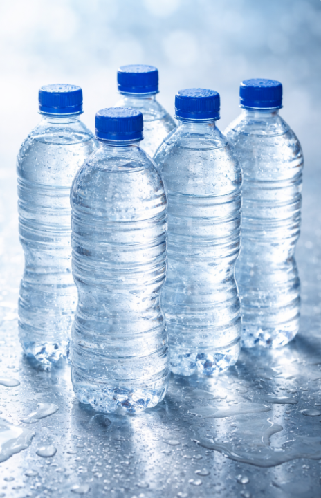 Trasporto acqua in plastica